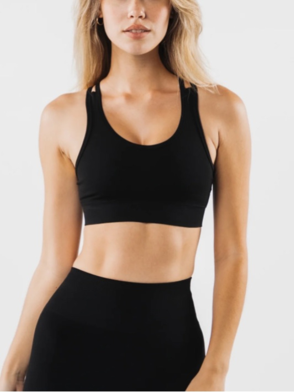 Alphalete revival bra- black